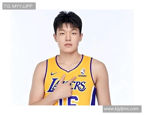 杨瀚森谈NBA与CBA身体对抗差异：更文明的竞技环境与文化分析